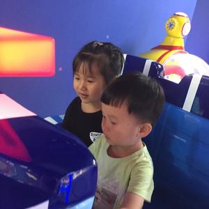 瞎逛小黄头像