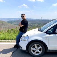 房小房在路上头像