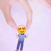 嘚哩嘻嘻的个人资料头像