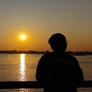 孤独烟火的个人资料头像