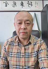 阿杜只玩精品车头像