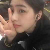 夜花的微香头像