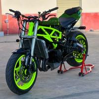 小乐丝滑哥头像