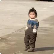 嘿_快看_是光的个人资料头像