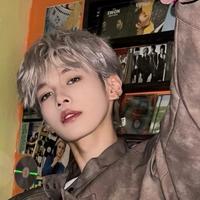 奋发有为艺术家s3y头像