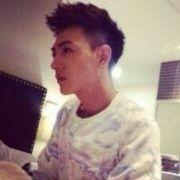 FutureLYJ的个人资料头像