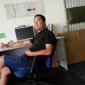 荣哥看车头像